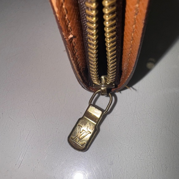 Louis Vuitton Porte Monaie Wallet - Picture 3 of 7